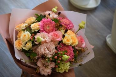 お祝のブーケ♪｜「フラワーショップ花よど」　（熊本県天草市の花キューピット加盟店 花屋）のブログ