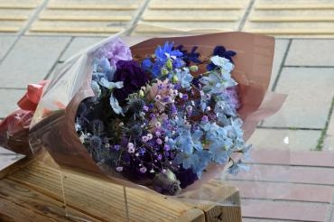 涼しげブルー系の花束｜「フラワーショップ花よど」　（熊本県天草市の花キューピット加盟店 花屋）のブログ