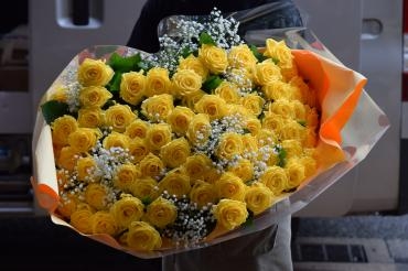 黄色いバラの花束｜「フラワーショップ花よど」　（熊本県天草市の花キューピット加盟店 花屋）のブログ