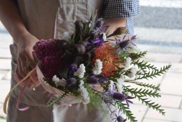 お誕生日bouquet「フラワーショップ花よど」（熊本県天草市の花屋）のギャラリー写真