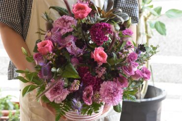 お祝いアレンジメント色々・・「フラワーショップ花よど」（熊本県天草市の花屋）のギャラリー写真