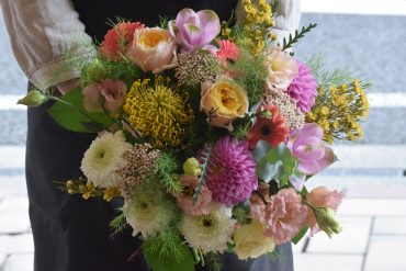 お祝いbouquet「フラワーショップ花よど」（熊本県天草市の花屋）のギャラリー写真