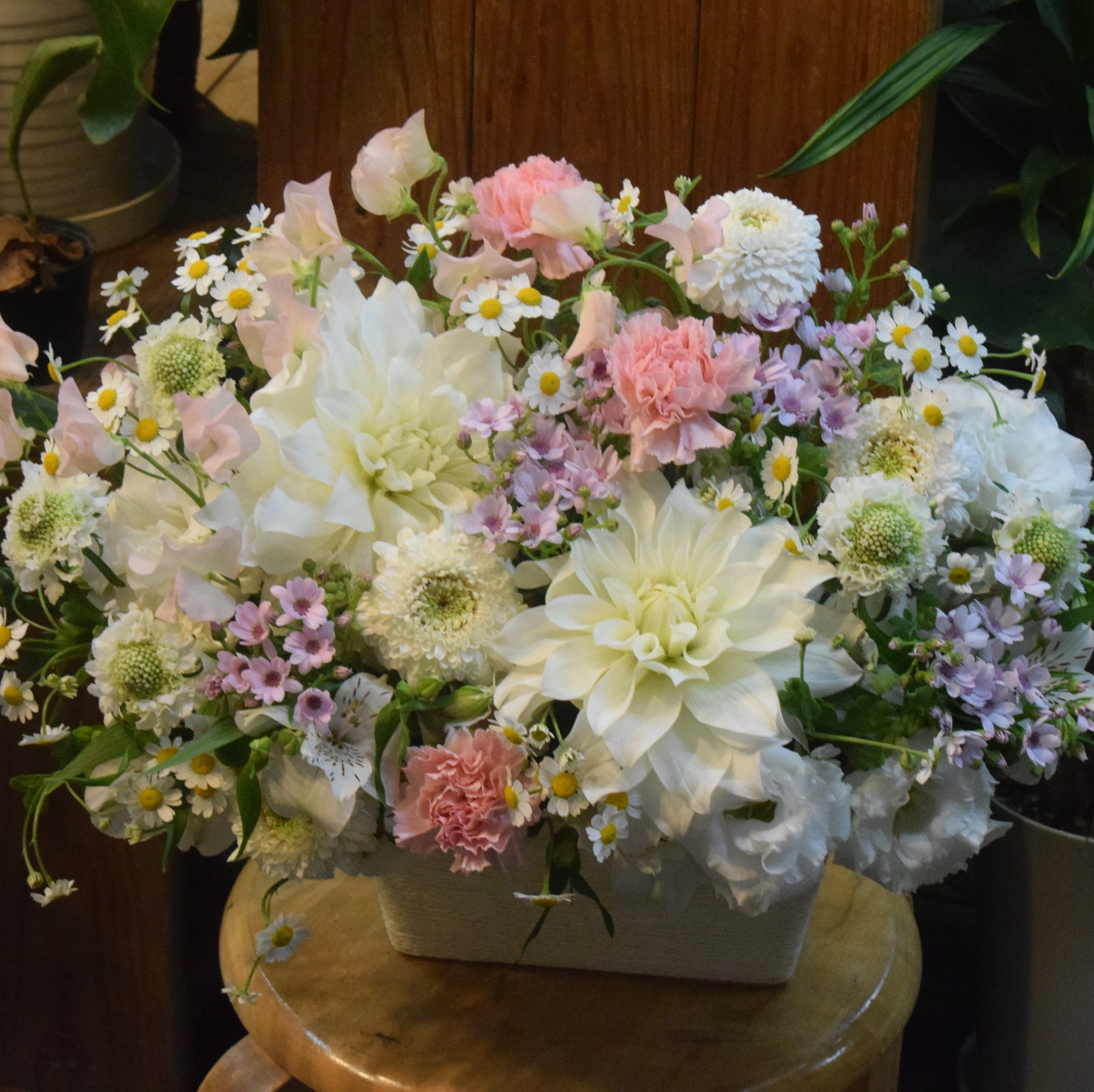 洋風御供のアレンジメント｜「フラワーショップ花よど」　（熊本県天草市の花キューピット加盟店 花屋）のブログ